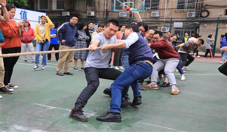 冶建青年有力量！公司團委舉辦“五四”拔河比賽