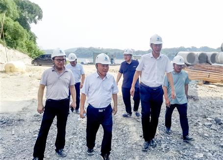 唐峰、何勇到桂東分公司項目開展2023年第二季度安全生產(chǎn)質(zhì)量綜合大檢查暨“圍墻內(nèi)圍墻外”和“以包代管”專項檢查