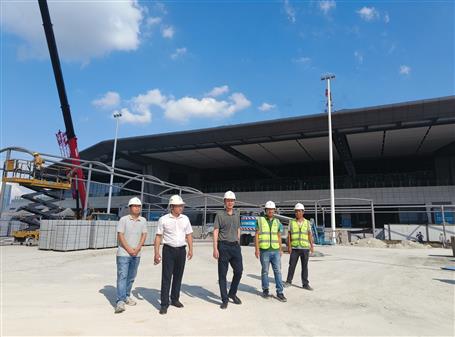 何勇到冶建桂華分公司項目開展國慶節(jié)、中秋節(jié)前檢查